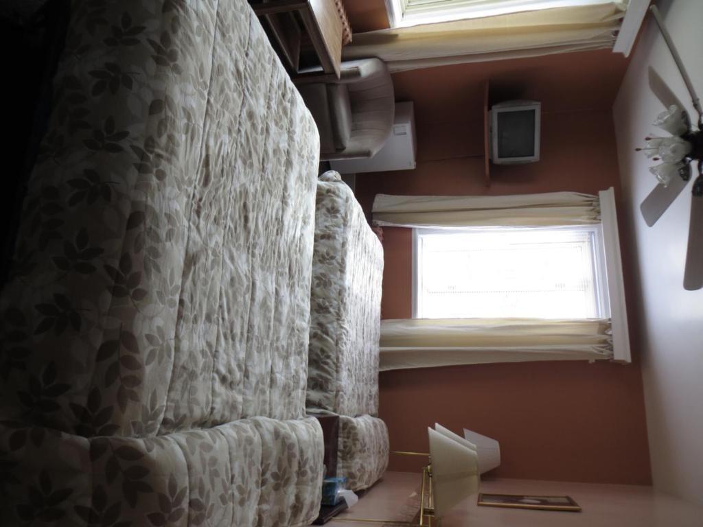 Manoir Charest Hotel Quebec City Room photo